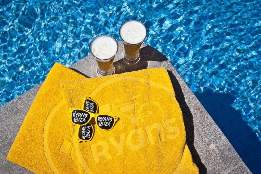 Ryans Ibiza Apartments - Only Adults Екстериор снимка