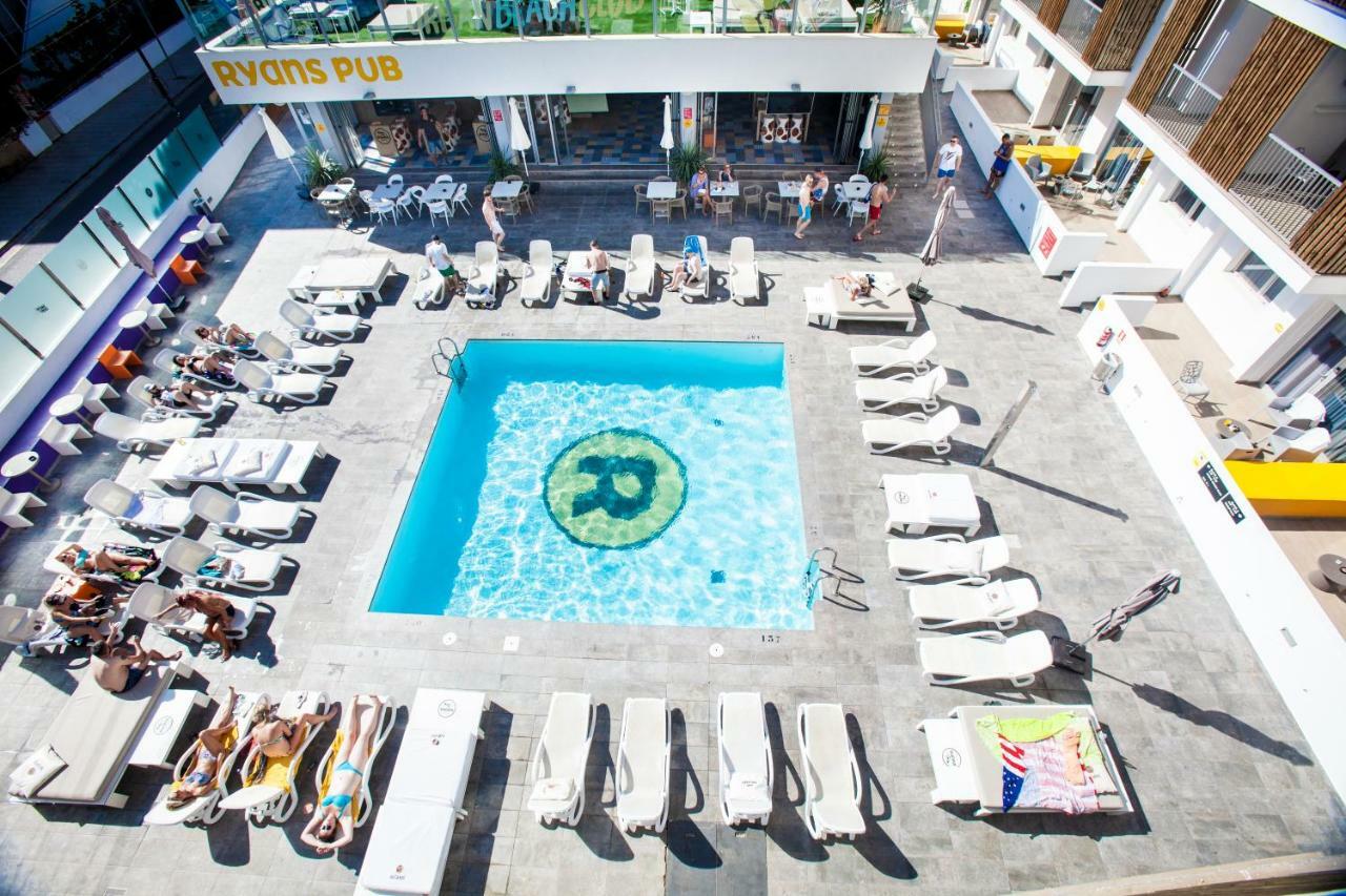 Ryans Ibiza Apartments - Only Adults Екстериор снимка